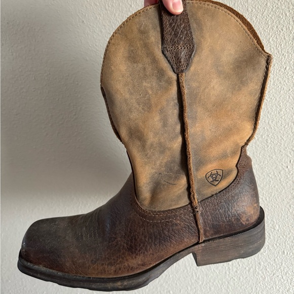 Men’s Ariat Boots - Picture 1 of 5
